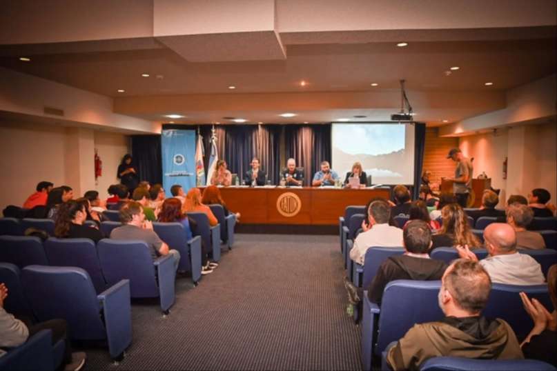 La FATUN firmó un convenio con San Vicente para que trabajadores NODOCENTES accedan a 30 nuevos lotes