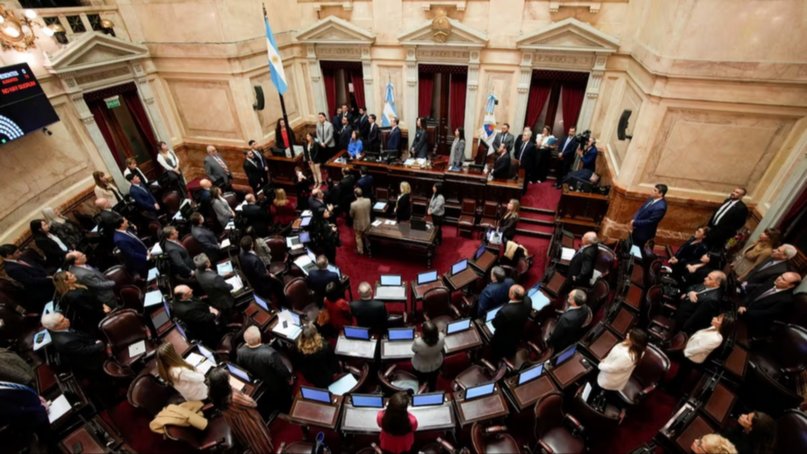 Reforma laboral: el Senado aprobó cambios que restringen el derecho a huelga, avanza sobre la eliminación de indemnizaciones y perpetúa el trabajo en negro