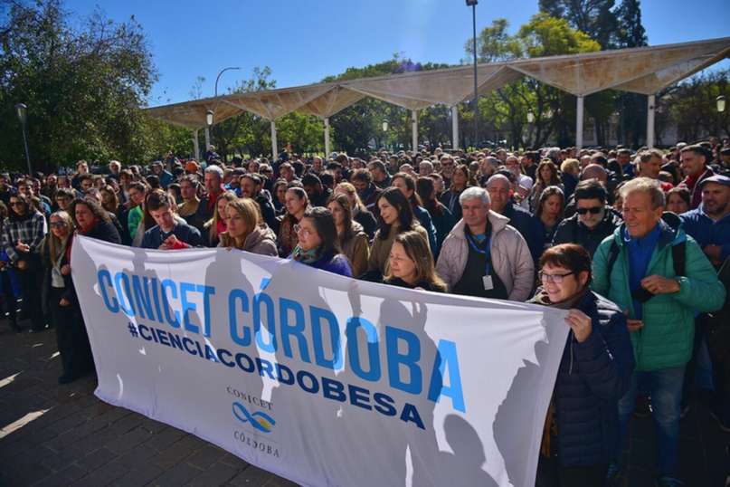 Federico Giuliani: “La ciencia se encuentra en una crisis profunda a partir del recorte que impone el gobierno de Milei”
