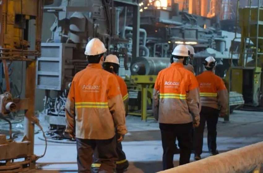 Luego de dos años sin aumento, fracasó la reapertura de la paritaria metalúrgica para la rama siderúrgica