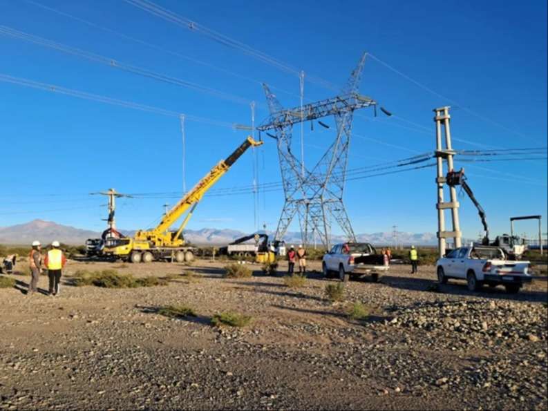 ASIJEMIN sostiene que “ni la gente ni las regalías mineras deben pagar” la obra eléctrica del yacimiento Vicuña