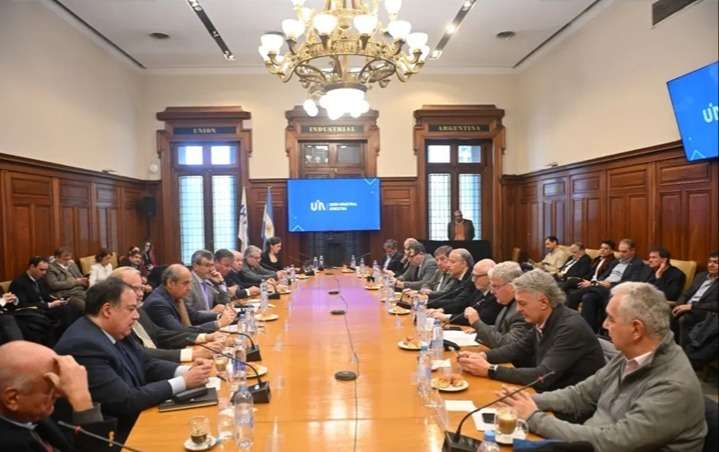 La reforma laboral de Milei tuvo un giro inesperado: crece el rechazo entre empresarios que aseguran que los “terminó complicando”