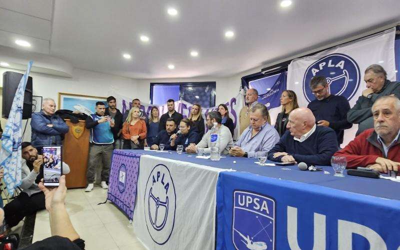 Gremios aeronáuticos rechazan oferta salarial de Aerolíneas Argentinas por “alejada de las necesidades” 