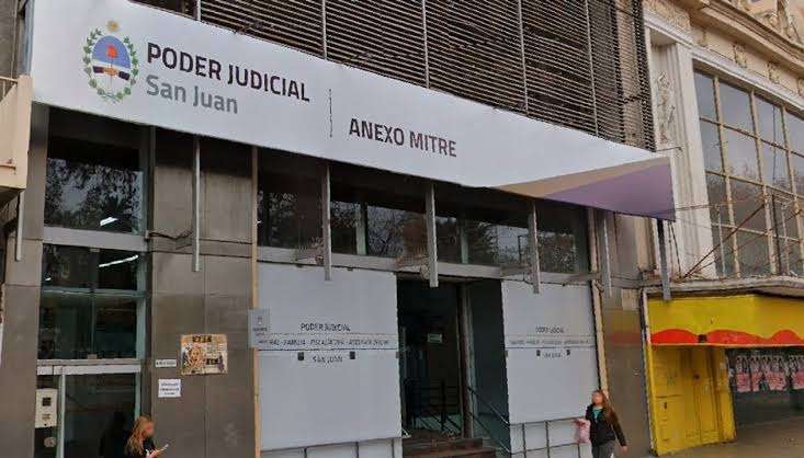 Fallo inédito: la Justicia reconoció como laboral el vínculo entre un repartidor y Pedidos Ya y ordenó indemnizarlo por despido y un grave accidente laboral