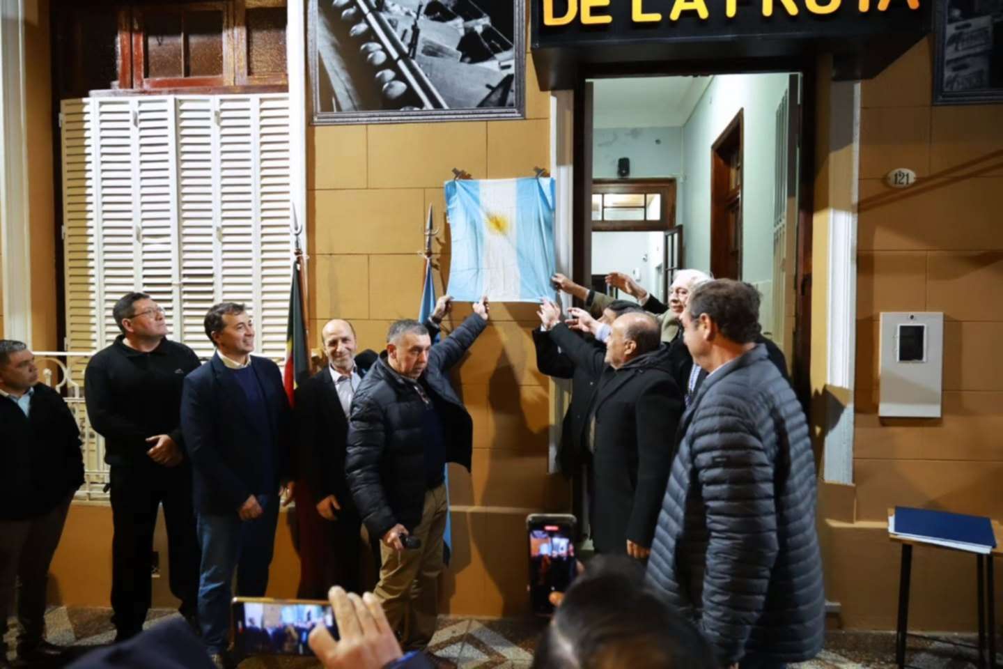 Denuncian a Pettovello por el uso de un sindicato intervenido para actos de La Libertad Avanza