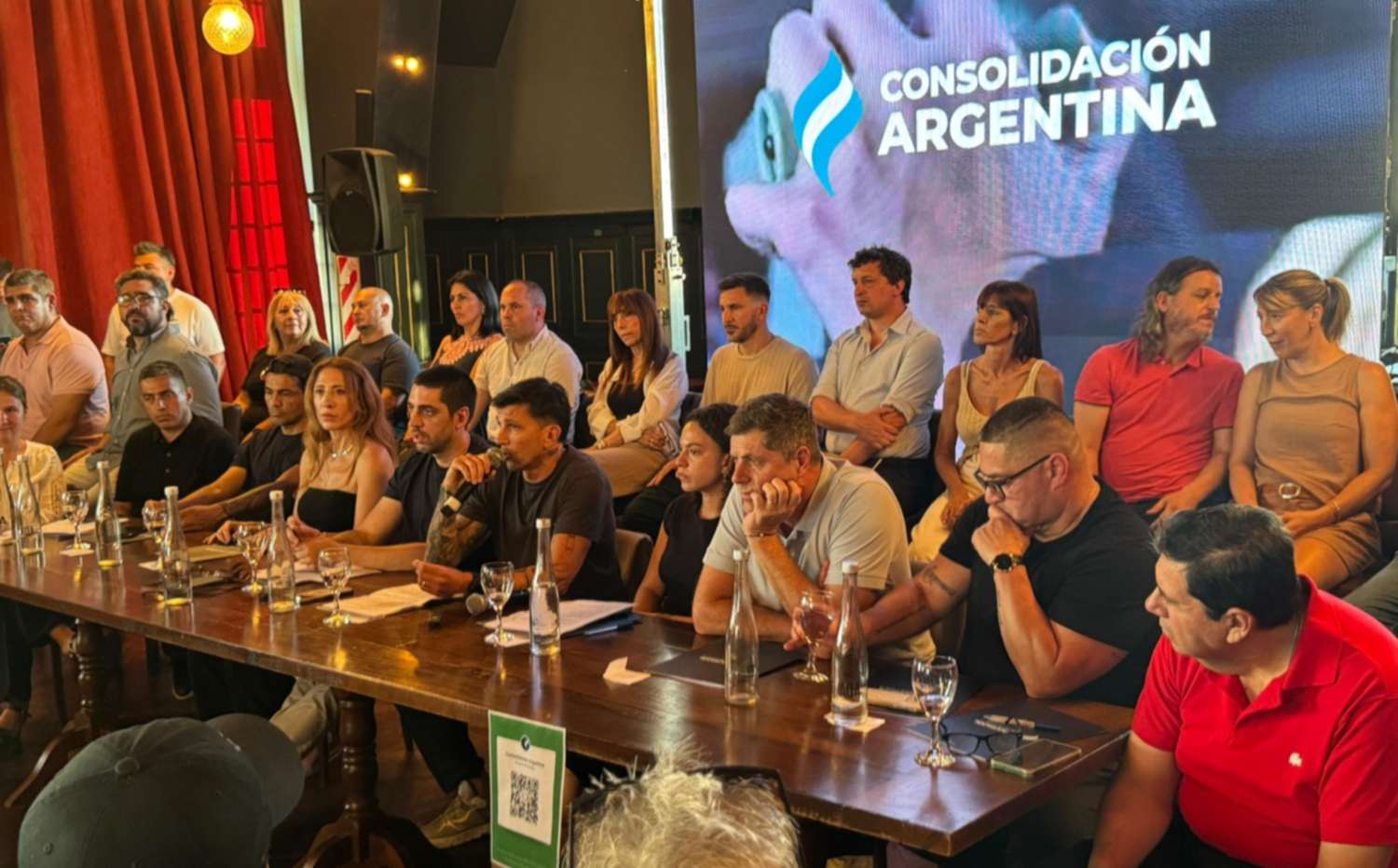 La carrera a 2027: este jueves habrá reunión de la mesa política que promueve a Dante Gebel como candidato